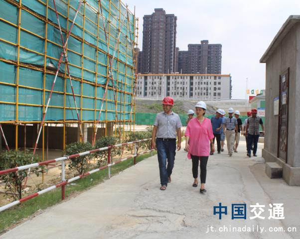 南昌市質(zhì)監站領(lǐng)導蒞臨象湖隧道、九洲高架安置房項目檢查指導工作